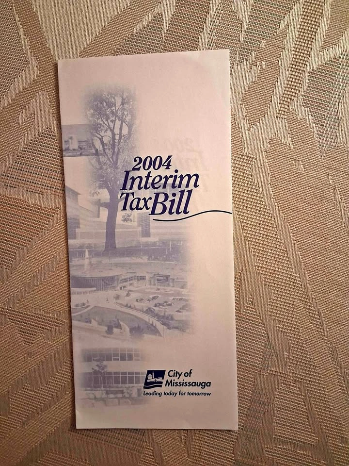 Vintage 2004 City of Mississauga Ephemera / Municipal Brochure