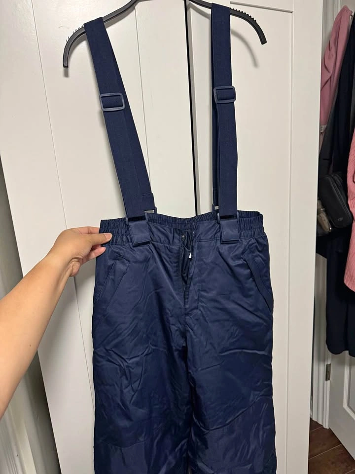 Snow pants youth size L (14) with suspenders