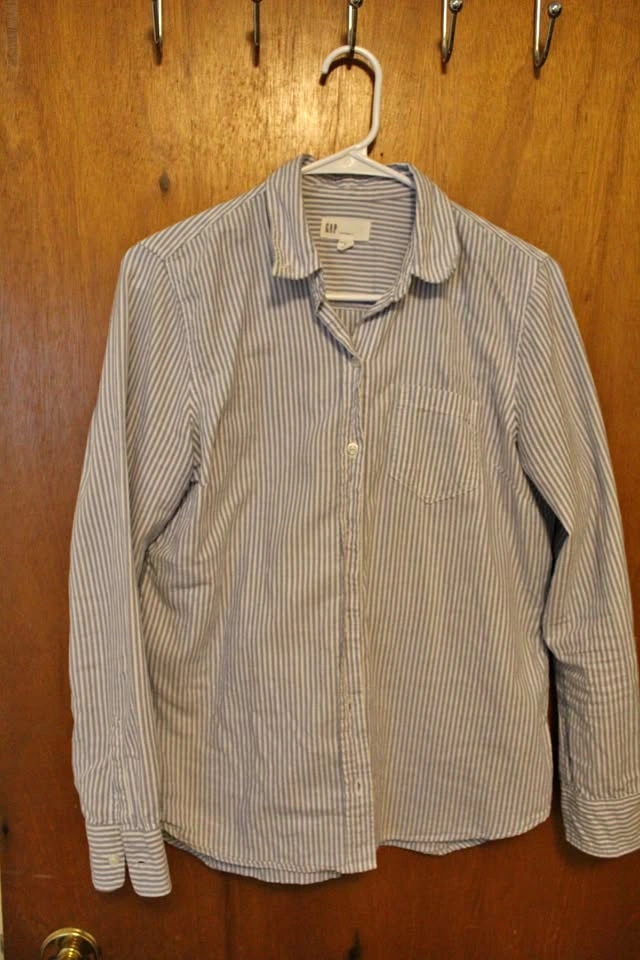 Gap striped shirt