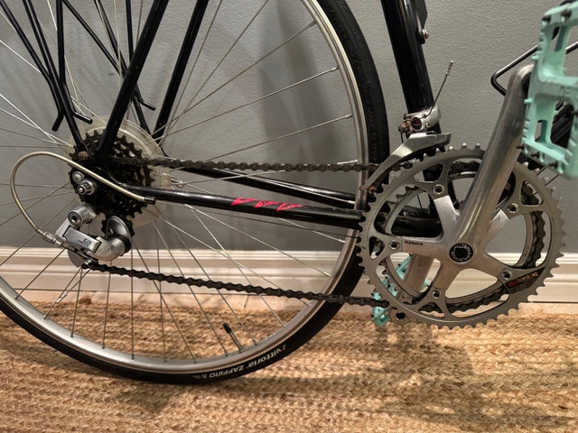 Miyata 312 road bike - 22" frame - 700 tires - photo 2