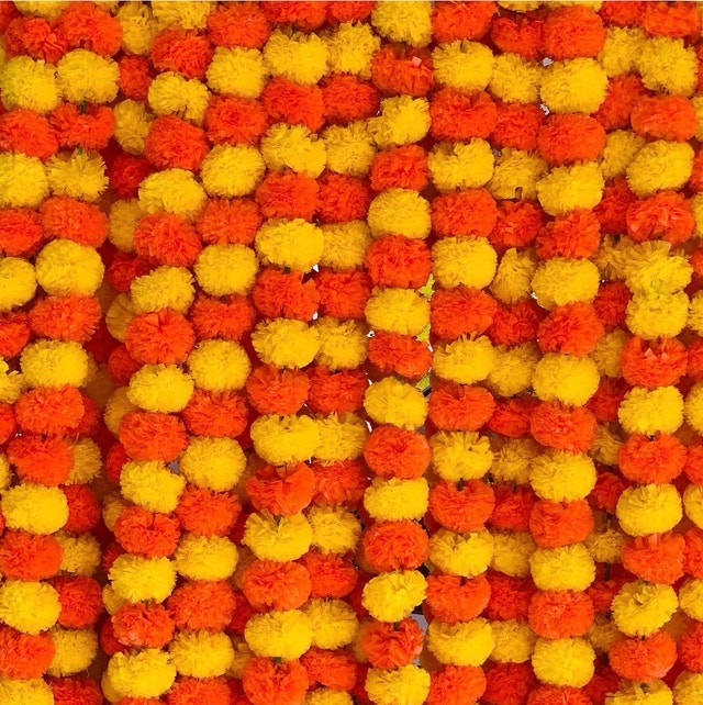 Artificial Marigold Flower Garland - photo 2