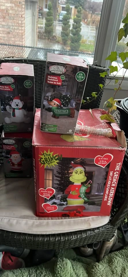 Christmas inflatable decorations - photo 2