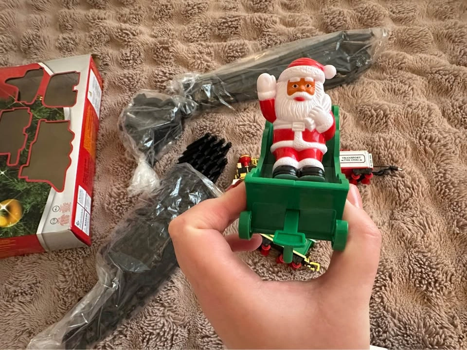 Christmas Tree Train Set with Santa 🎄🚂 - photo 4