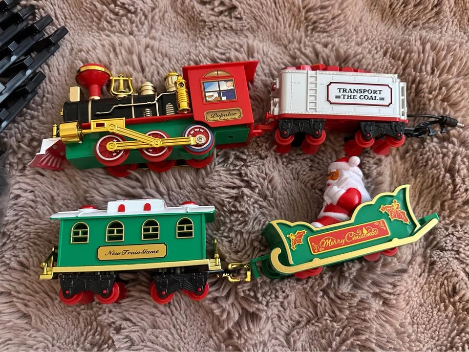 Christmas Tree Train Set with Santa 🎄🚂 - photo 5