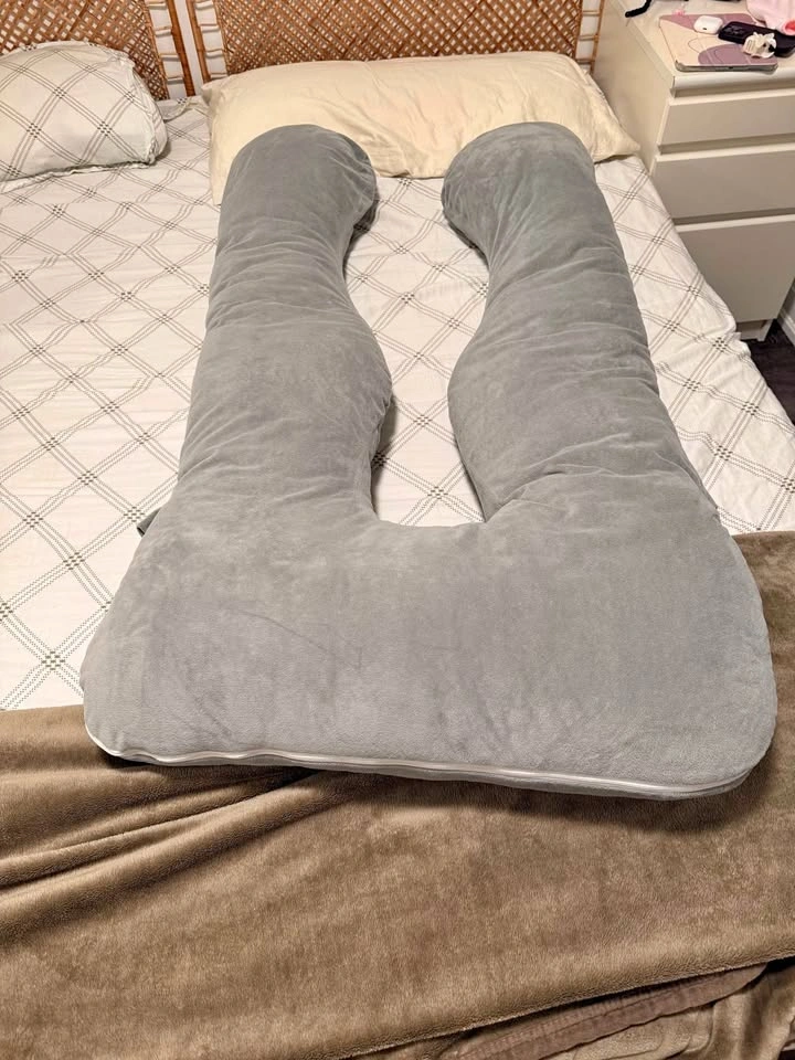 Pregnancy Pillow