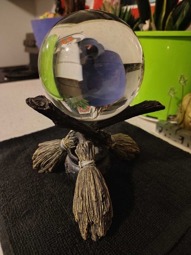 Broomstick & Potion Cauldron Crystal Gazing Ball - photo 3
