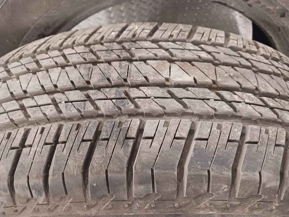 245 60 r20 TWO NEW BRIDGESTONE DUELER H/T ALL SEASON TIRES - photo 3