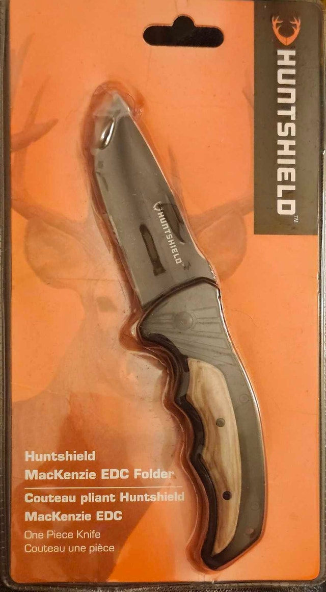 Huntshield MacKenzie EDC Folder