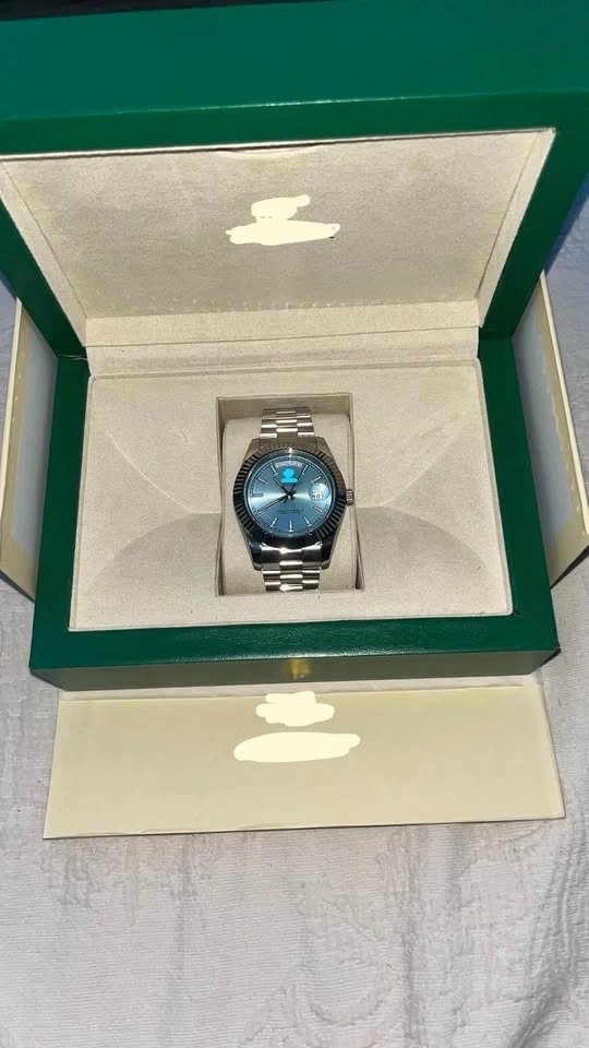 Men’s Luxury Watch - photo 2