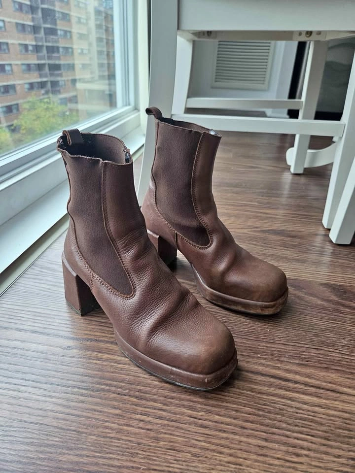L'Intervalle 100% Leather Ankle Boots