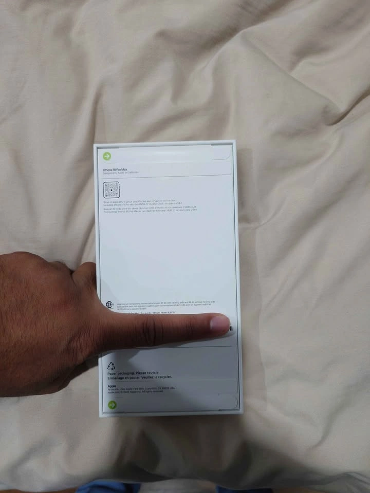 Apple iPhone 18 Pro Max - photo 2