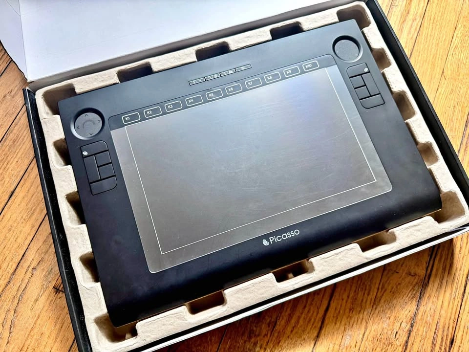 Penpower Picasso Professional Graphics Tablet - like new