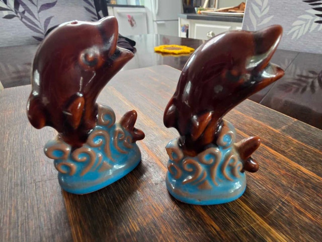 Retro Nautical Ceramic Dolphins on Blue Waves - photo 3
