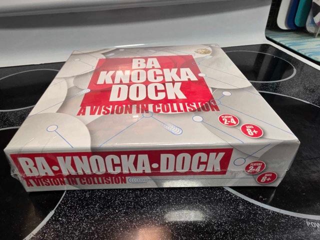 Ba Knocka Dock: A Vision in Collision Strategy Game - photo 2