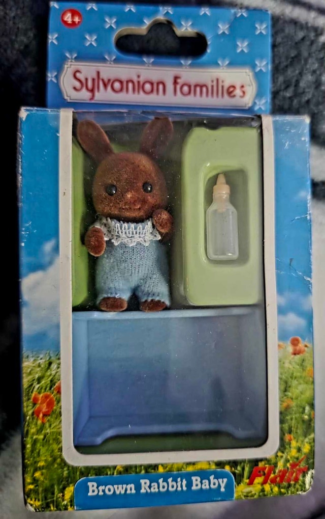 Sylvanian Families Brown Rabbit Baby