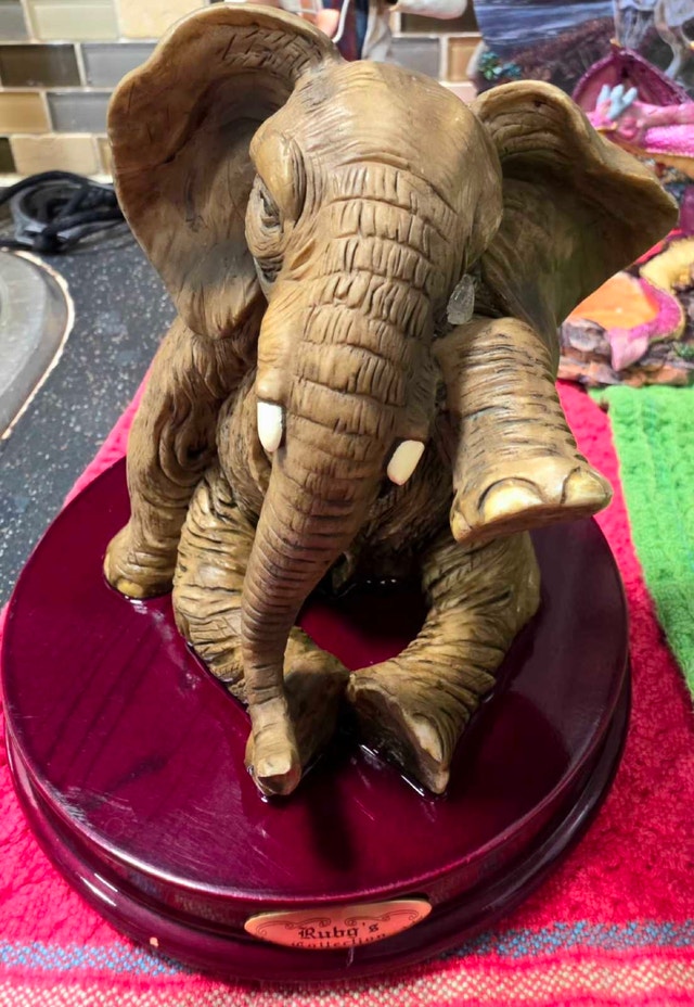 Rubo's Collection Heavyweight Elephant Statue