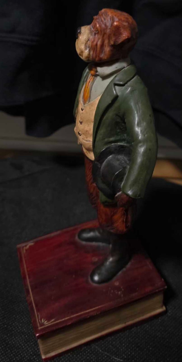 Heavy 12" Bulldog Gentleman Figurine / Statue – Mint Condition - photo 2