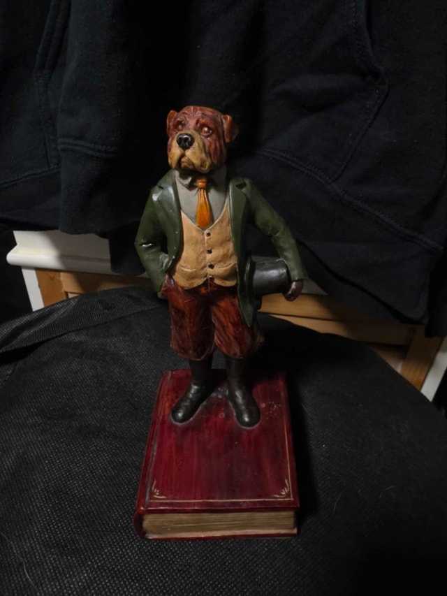 Heavy 12" Bulldog Gentleman Figurine / Statue – Mint Condition - photo 3