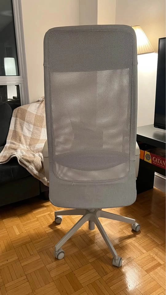 IKEA MARKUS Office Chair - photo 3