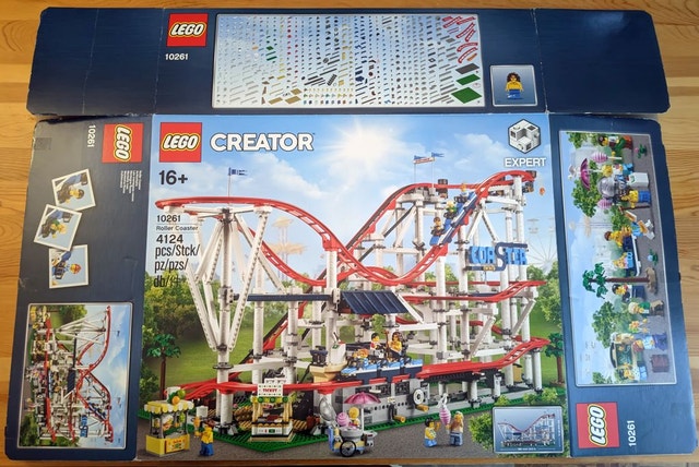 Lego Roller Coaster 10261 - photo 2