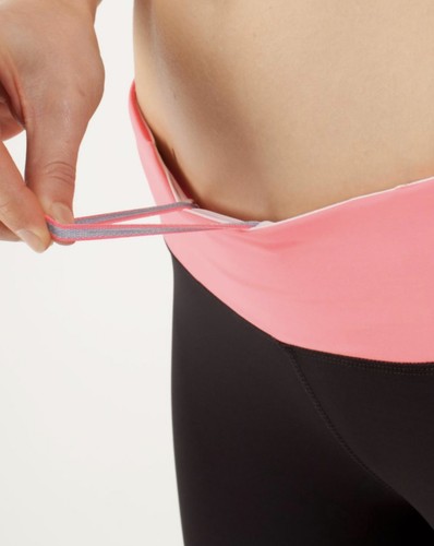 Lululemon Run Inspire Crop II Black Pink Mesh Leggings Size 8 - photo 4