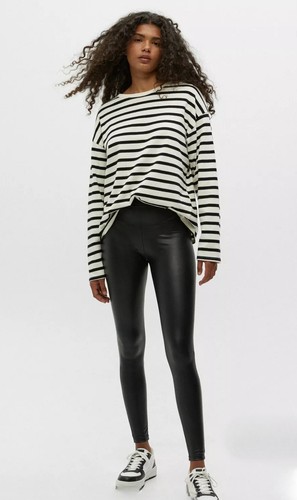 BNWT Pull&Bear Women’s Leggings XS Black Faux Leather - photo 2