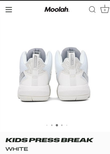 BNWOT Moolah Youth White Basketball Shoes Size 4.5 - photo 3
