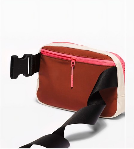 Lululemon Everywhere Belt Bag 1L Terracotta White Opal - photo 3
