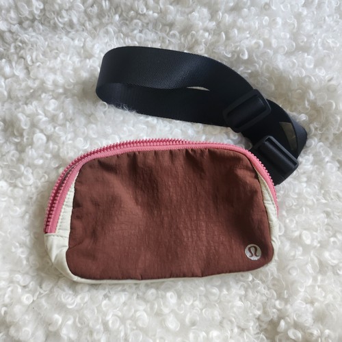 Lululemon Everywhere Belt Bag 1L Terracotta White Opal - photo 4