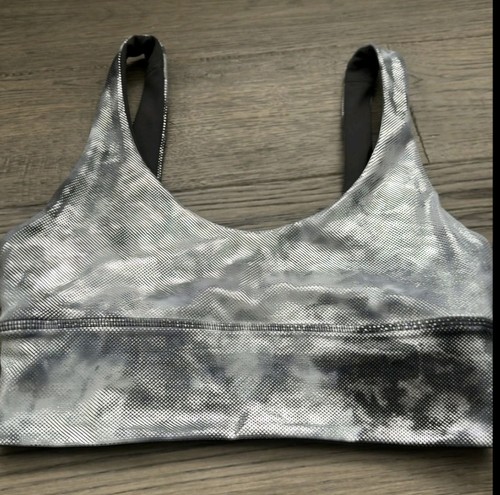 Lululemon Sz 4 Align Bra Shine Silver Support Sports Bra