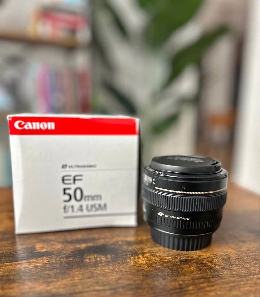 Canon EF 50mm f/1.4 USM lens