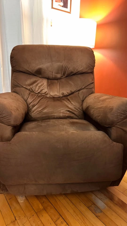 Comfortable Brown Suede Recliner Chair – $60 - photo 2