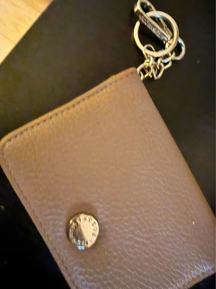 STEVE MADDEN WALLET FOR SALE