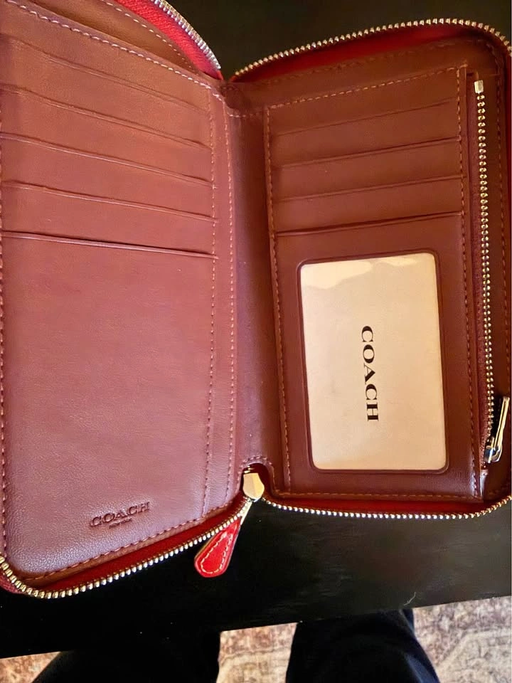 COACH WALLET FOR SALE