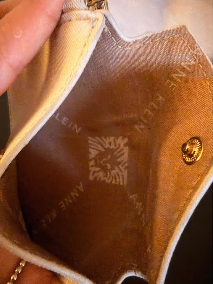Anne Klein Card Holder - photo 2