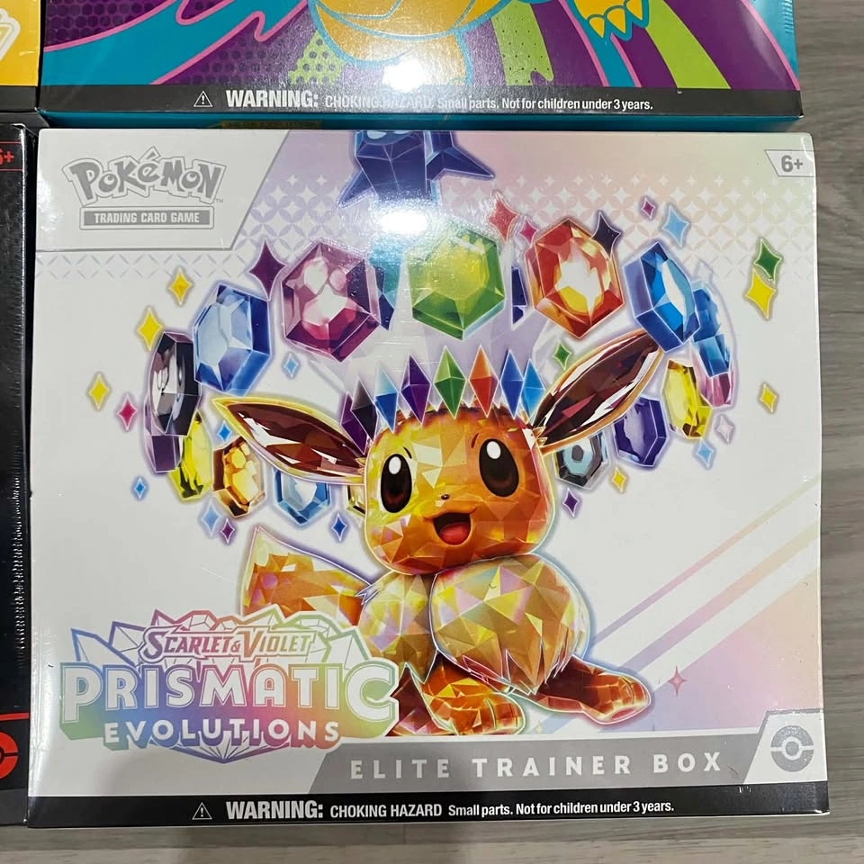 Pokémon Prismatic Evolutions Elite Trainer Box (ETB)