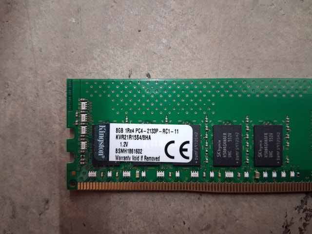 8GB Kingston DDR4 2133MHz RDIMM - photo 2