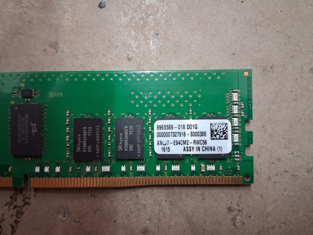 8GB Kingston DDR4 2133MHz RDIMM - photo 3
