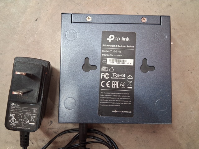 5-Port Gigabit Unmanaged Ethernet Network Switch TP-Link TL-SG10 - photo 4