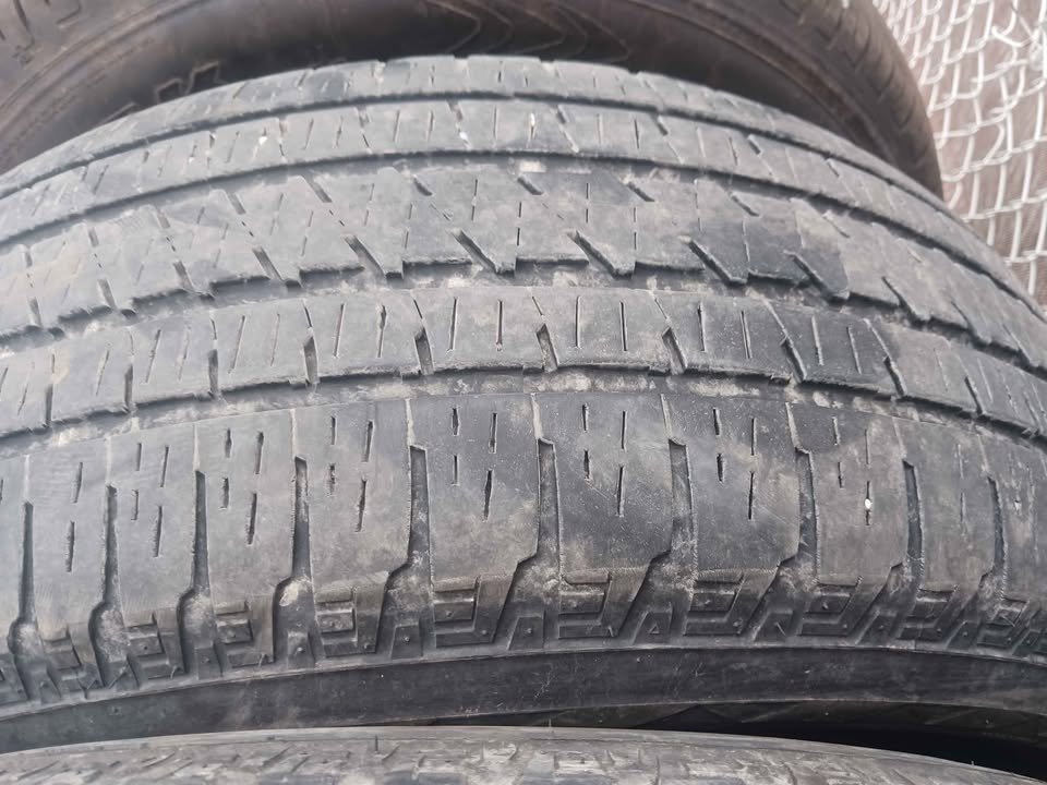 275 55 r20 Bridgestone Dueler H/L All Season Tires - photo 3