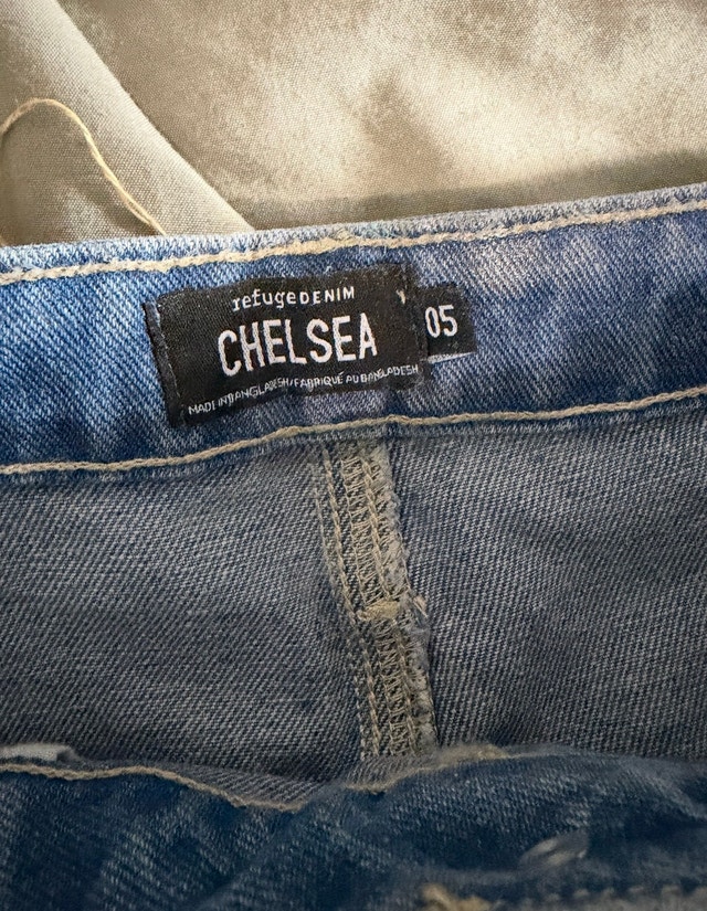 Refuge Denim Chelsea Shorts - photo 3