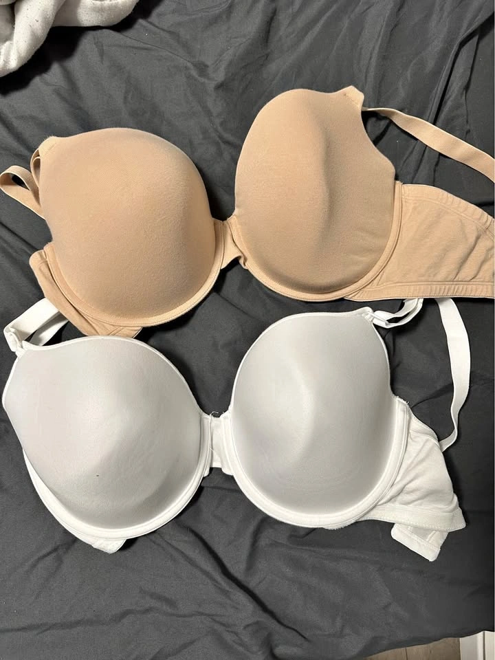 Set of 2 38DDD fruit of the loom bras