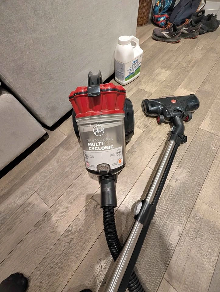 Hoover WindTunnel Multi-Cyclonic Bagless Canister Vacuum