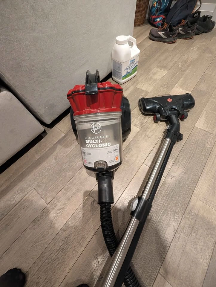 Hoover WindTunnel Multi-Cyclonic Bagless Canister Vacuum - photo 2