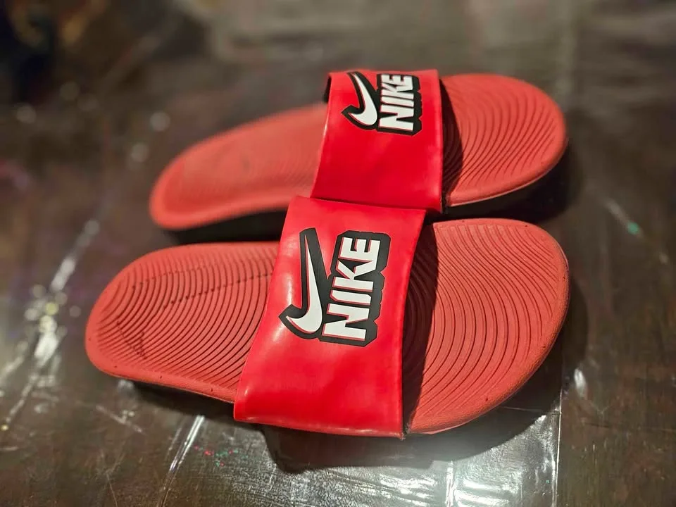 Nike size 2 slides thumbnail