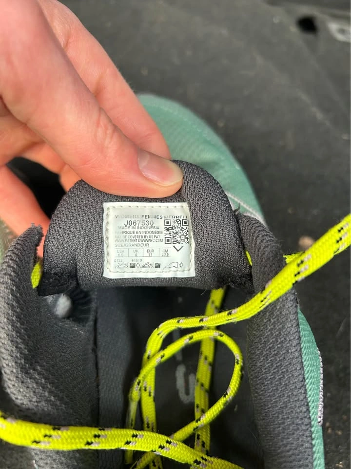 Merrell Moab Flight Trail/hiking shoes - women’s 6.5 - photo 3