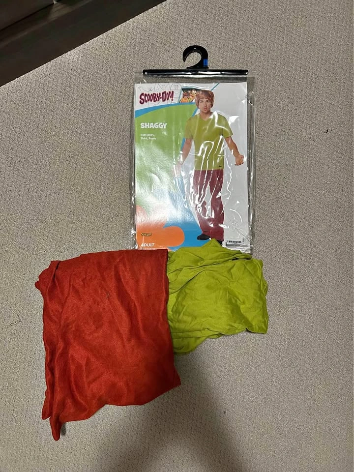 Shaggy Halloween costume