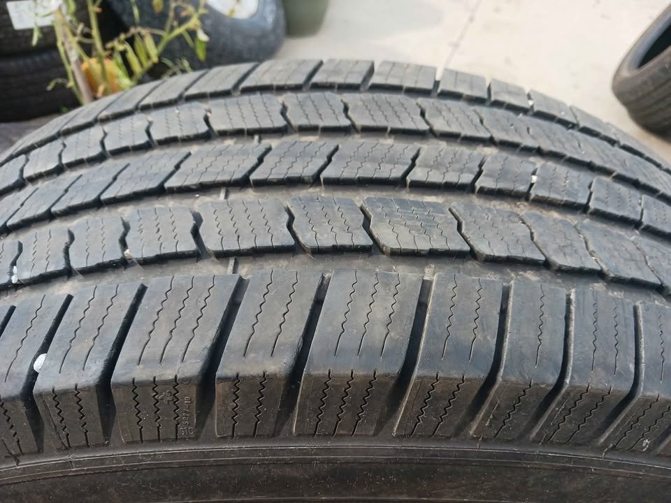 LT 275 65 r20 Michelin LTX M/S All Season Truck Tire - photo 2
