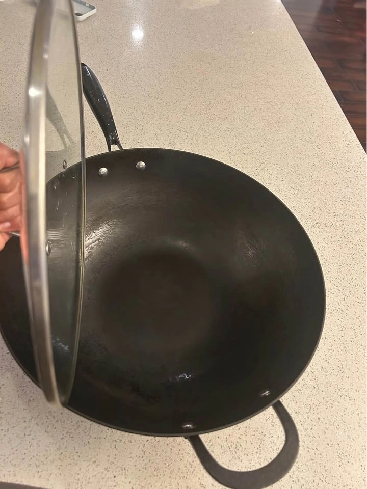 Iron Wok - photo 2
