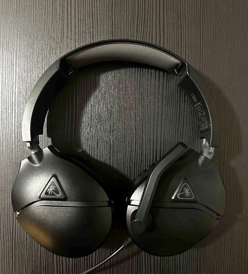 Gaming Headphones With Mic ( Turtle Beach)